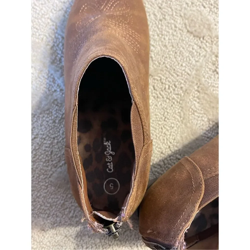 Cat and Jack Target Brown Ankle Booties Girls Size 5 Women’s Size 7
